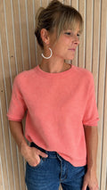 Pull rose/corail à manches trois-quarts – L’Essentiel