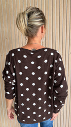 Pull brun à pois