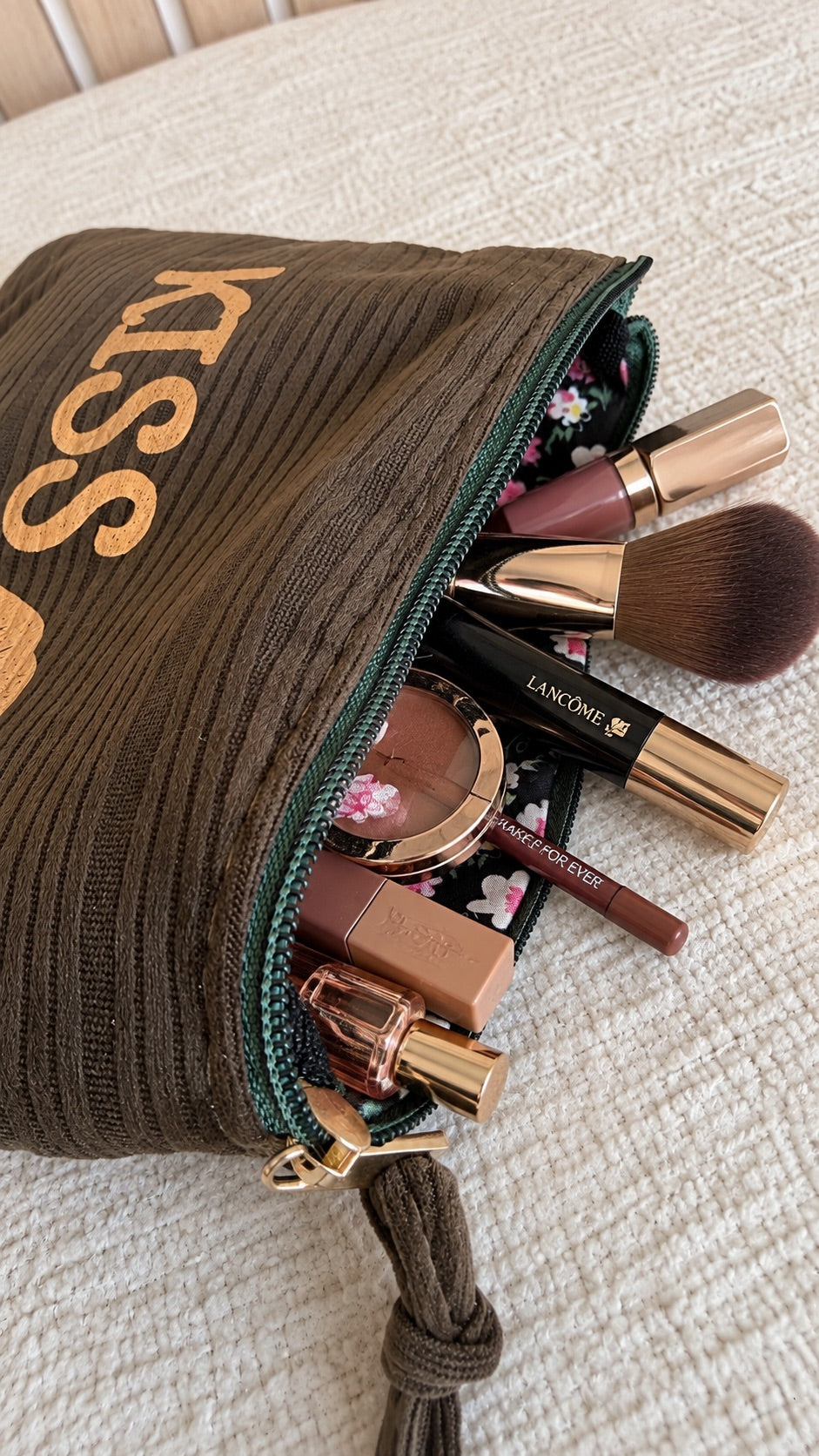 Pochette beauté KISS chocolat
