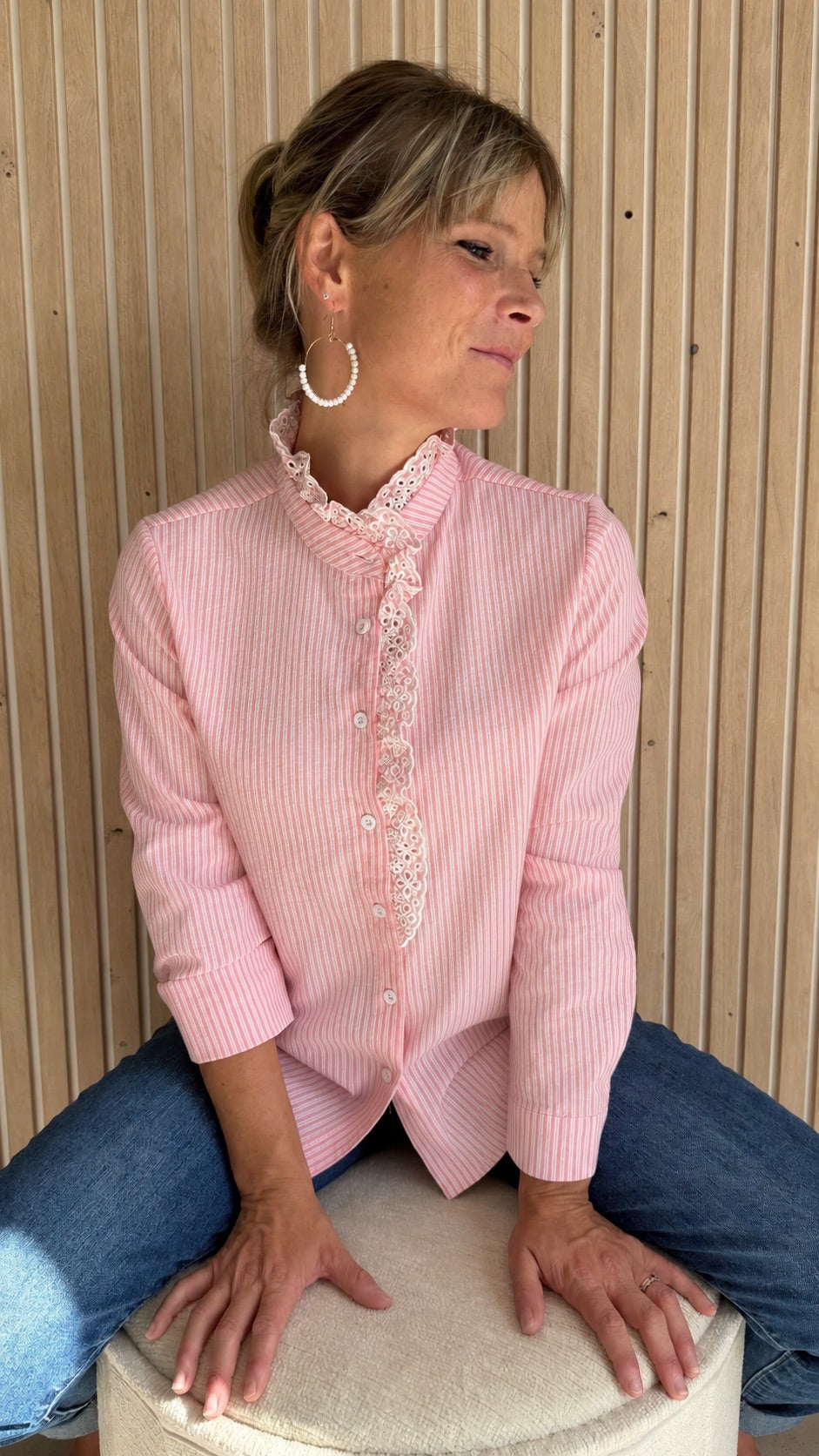 Chemise romantique rayée rose à broderie anglaise