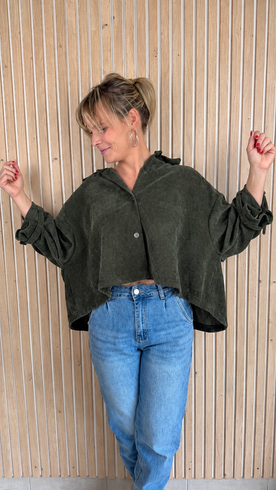 Veste oversize LANA – Kaki en velours texturé