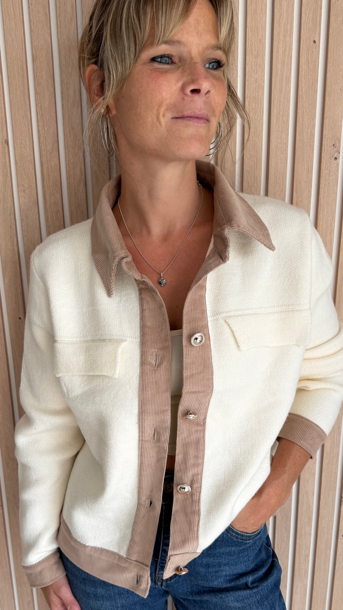 Cardigan écru et taupe bimatière