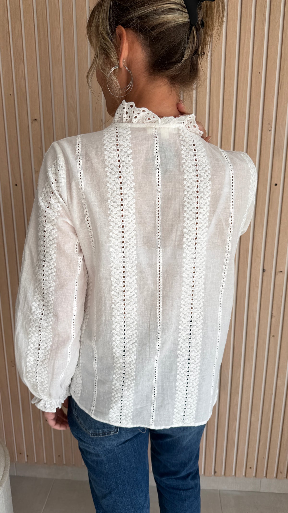 Chemise brodée blanc esprit bohème