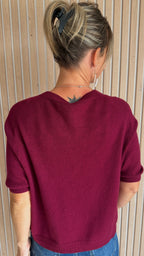 Pull bordeaux à manches trois-quarts – L’Essentiel