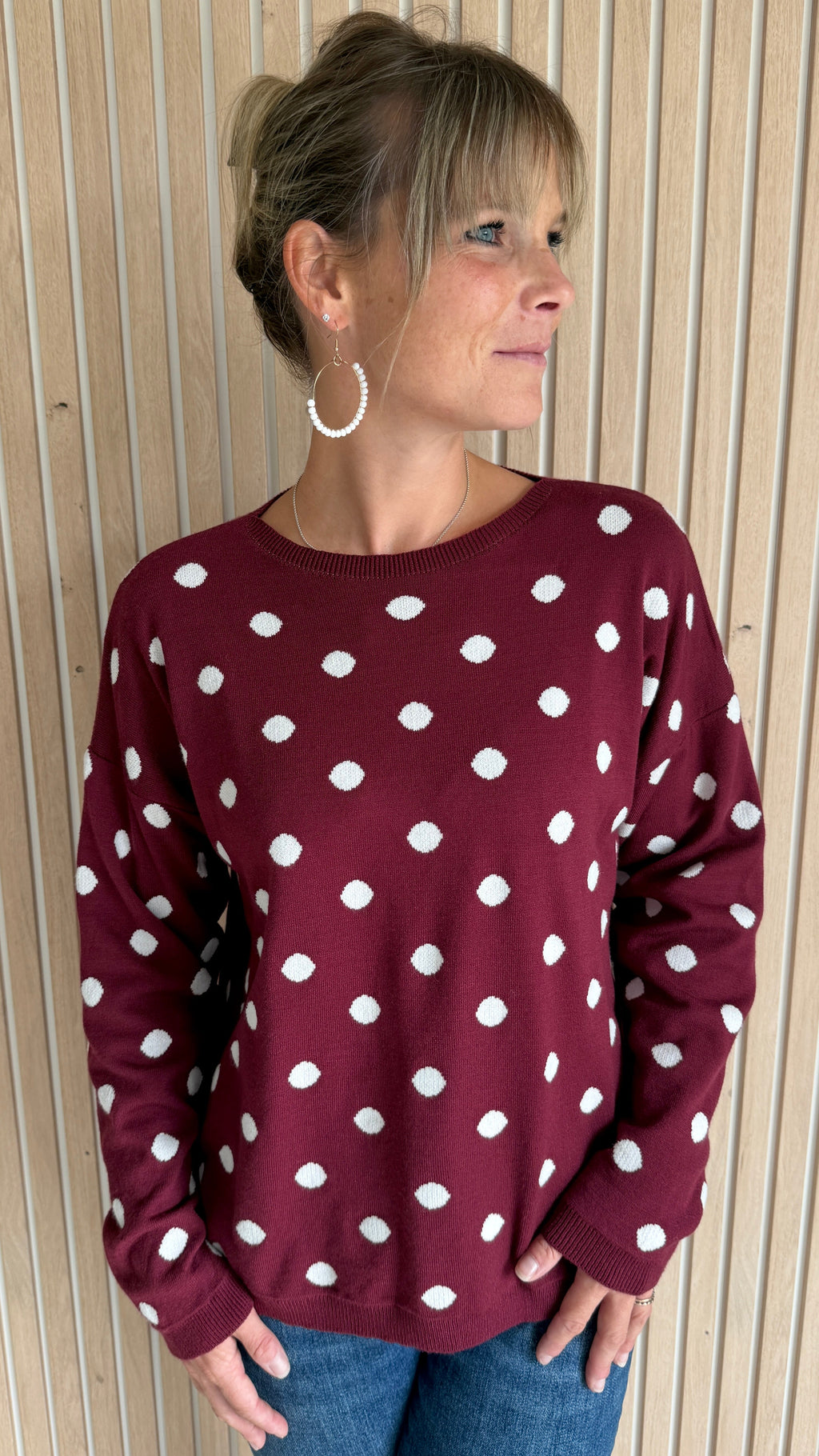 Pull bordeaux à pois