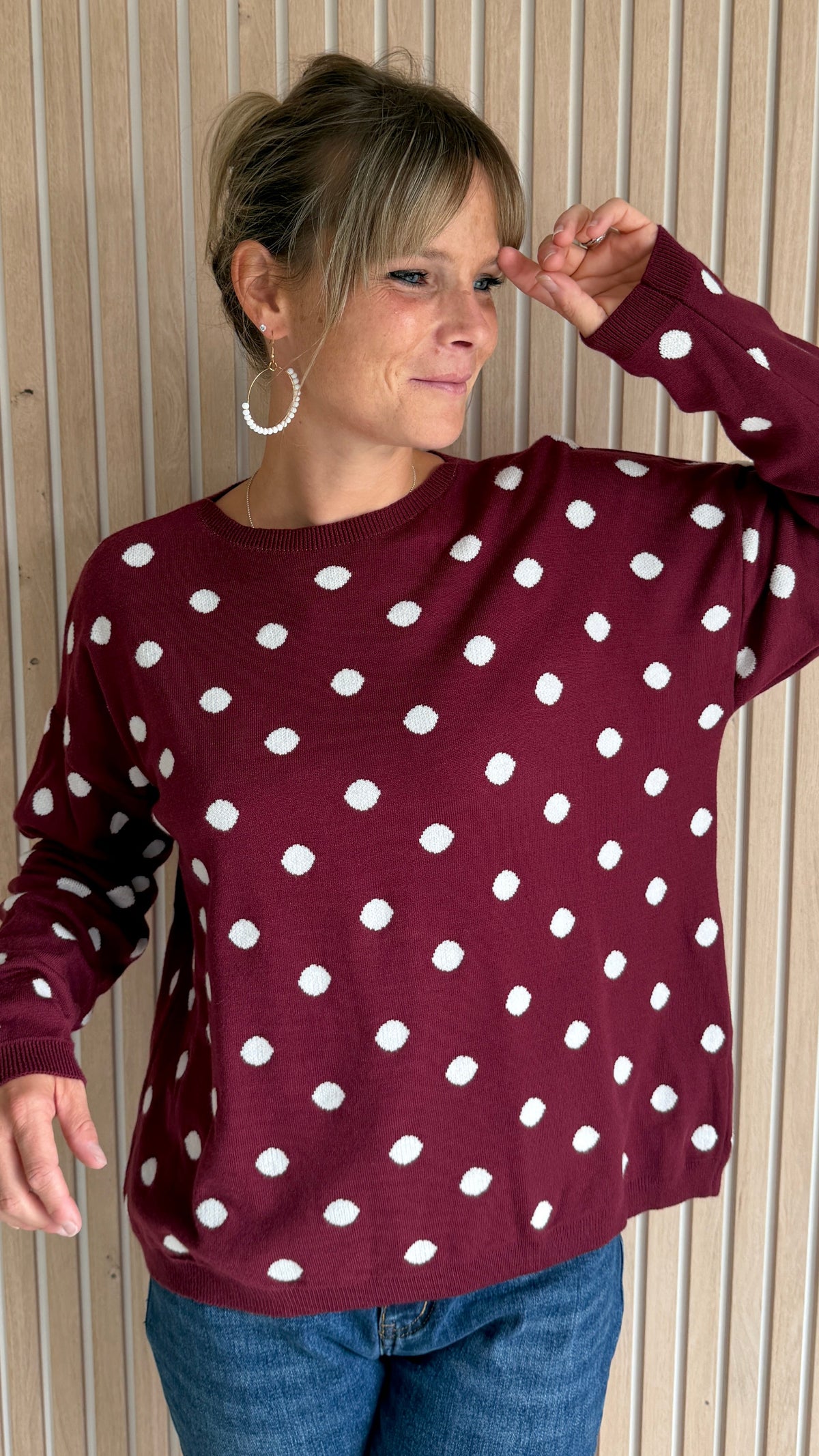 Pull bordeaux à pois