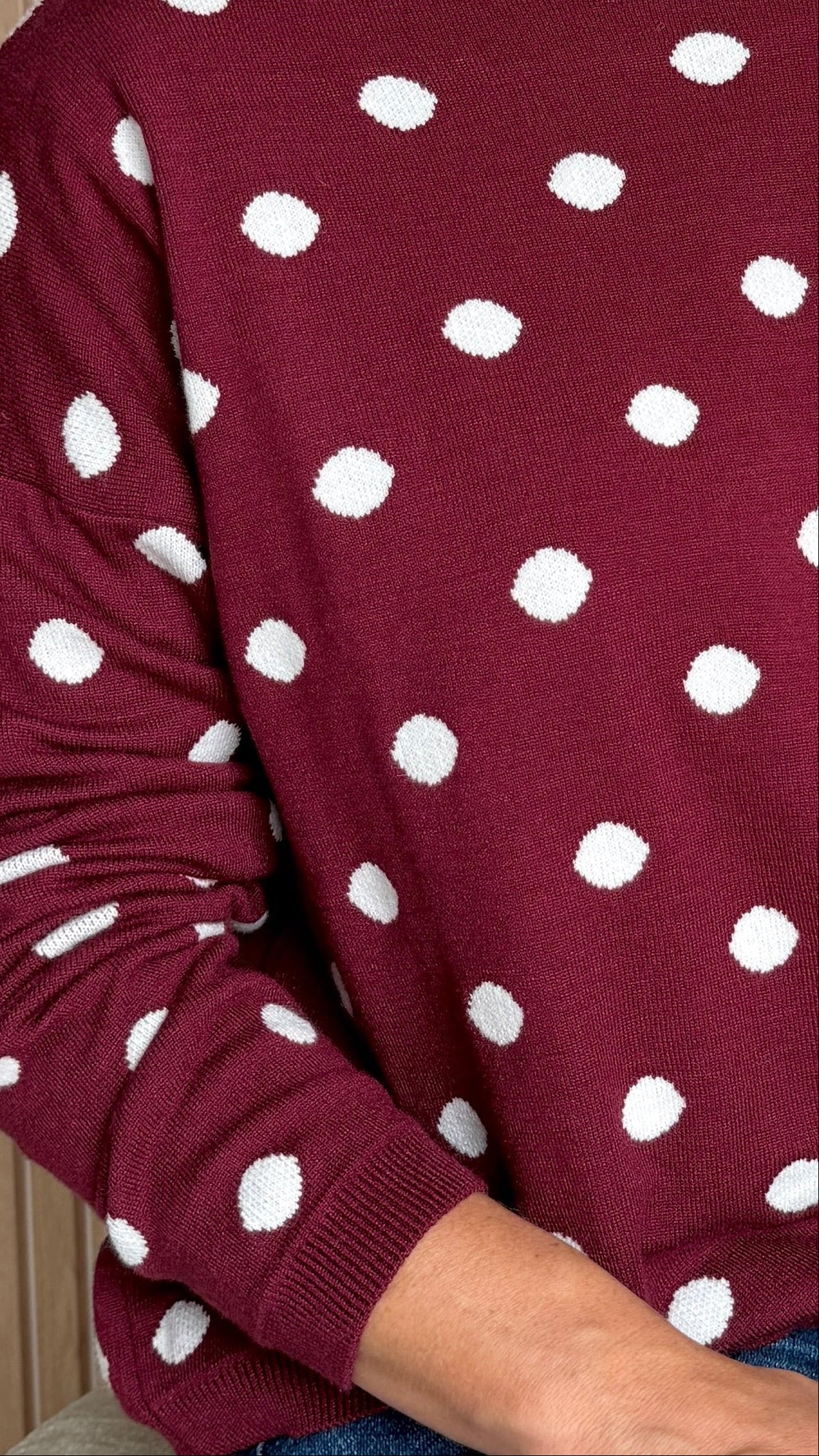 Pull bordeaux à pois