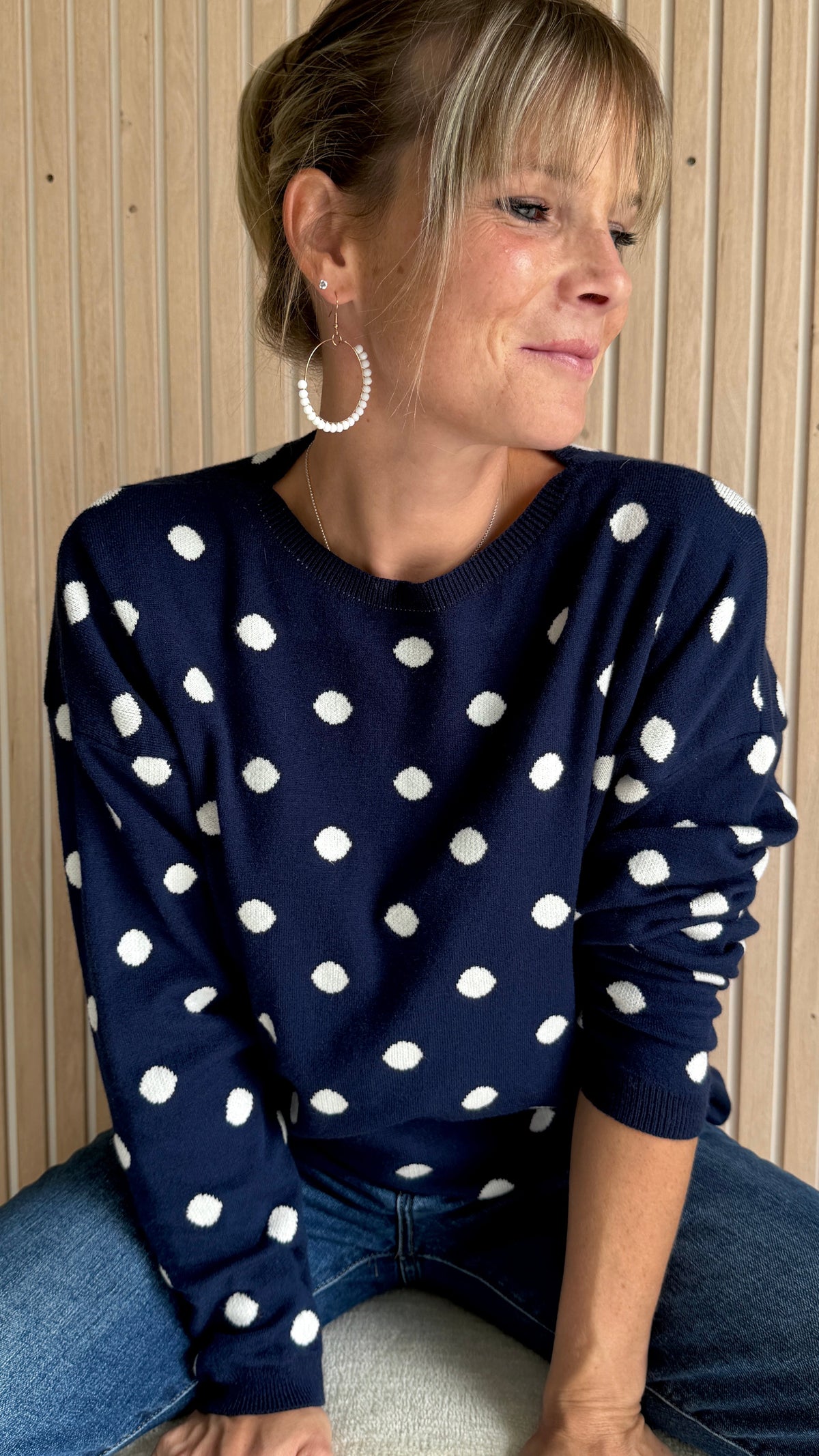 Pull bleu marine à pois