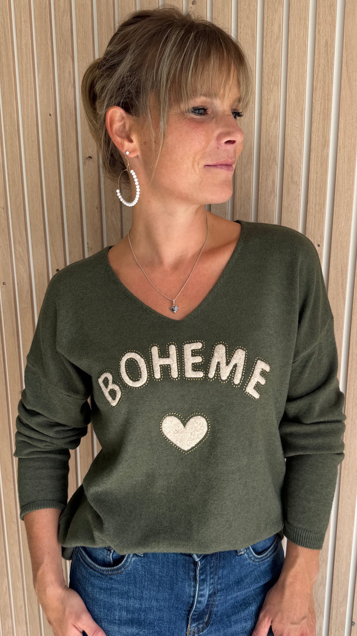 Pull kaki col V "Bohème"