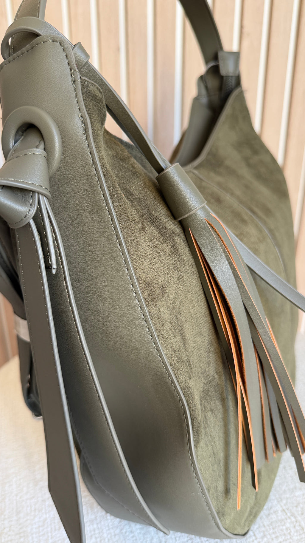 Sac hobo bimatière kaki