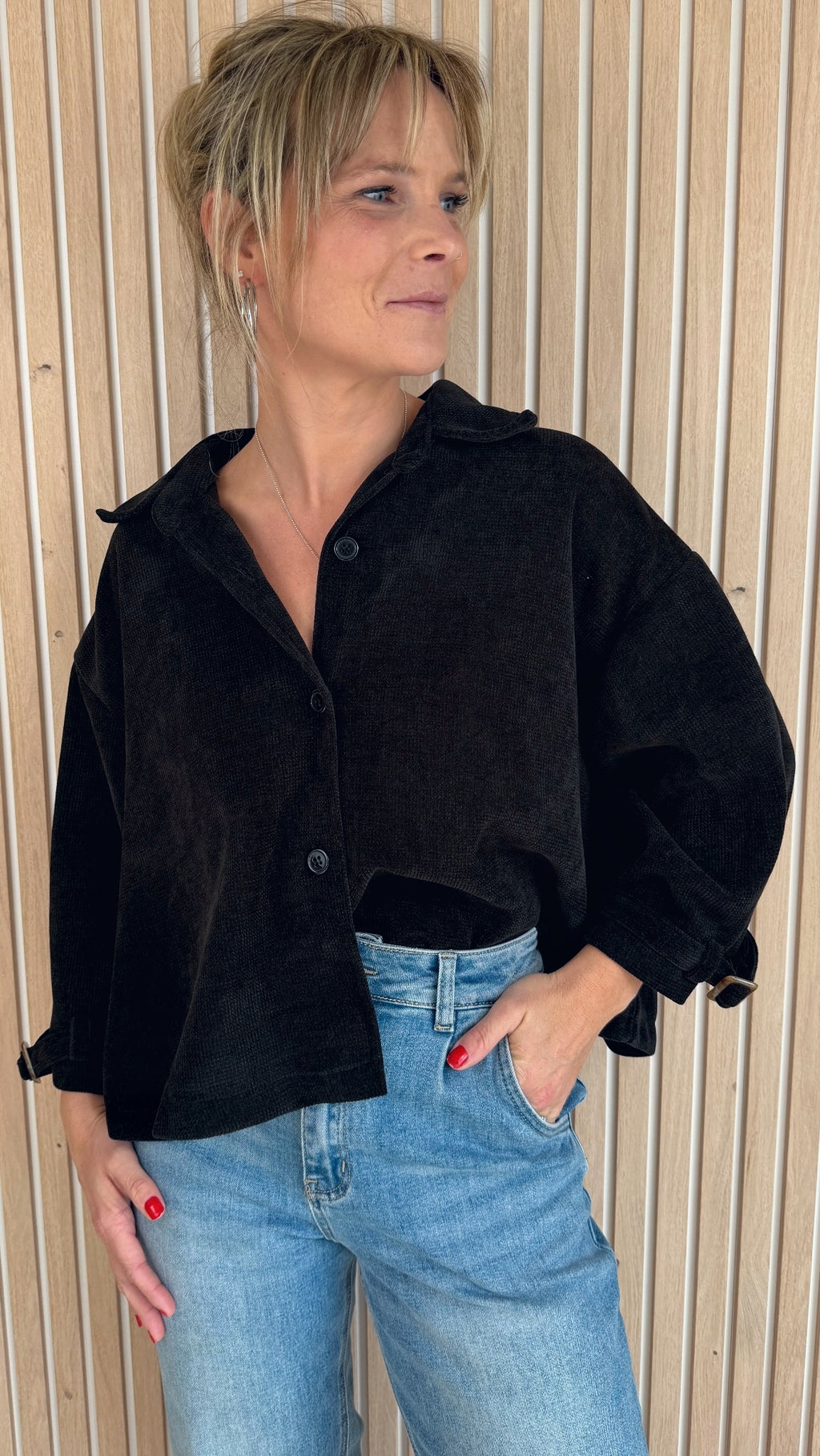 Veste oversize LANA – Noire en velours texturé