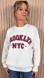 Pull BROOKLYN – Écru & prune