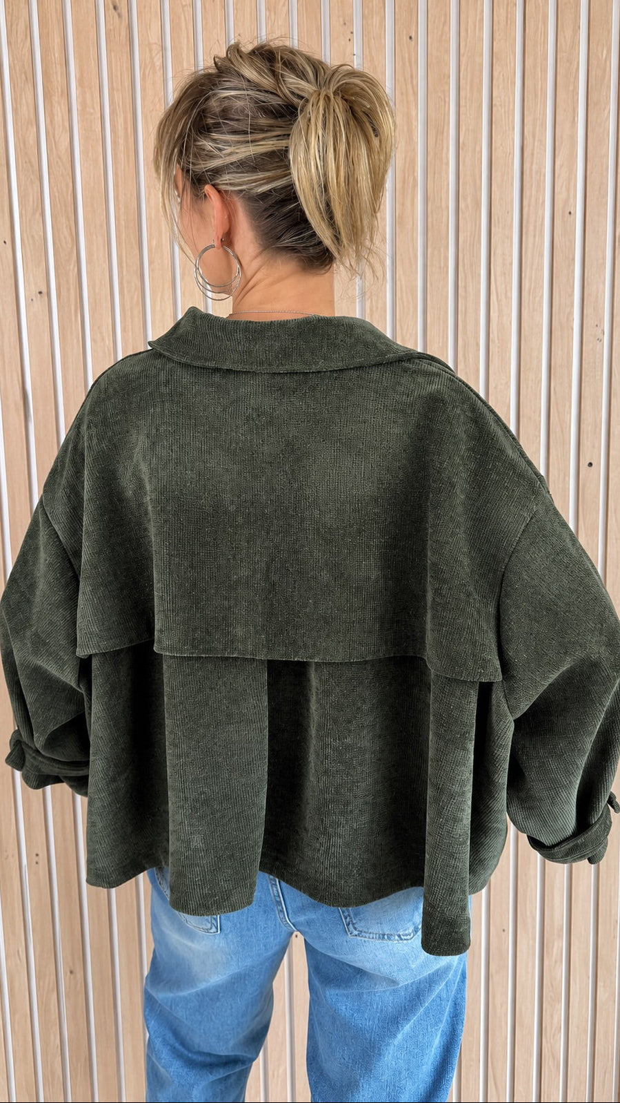 Veste oversize LANA – Kaki en velours texturé