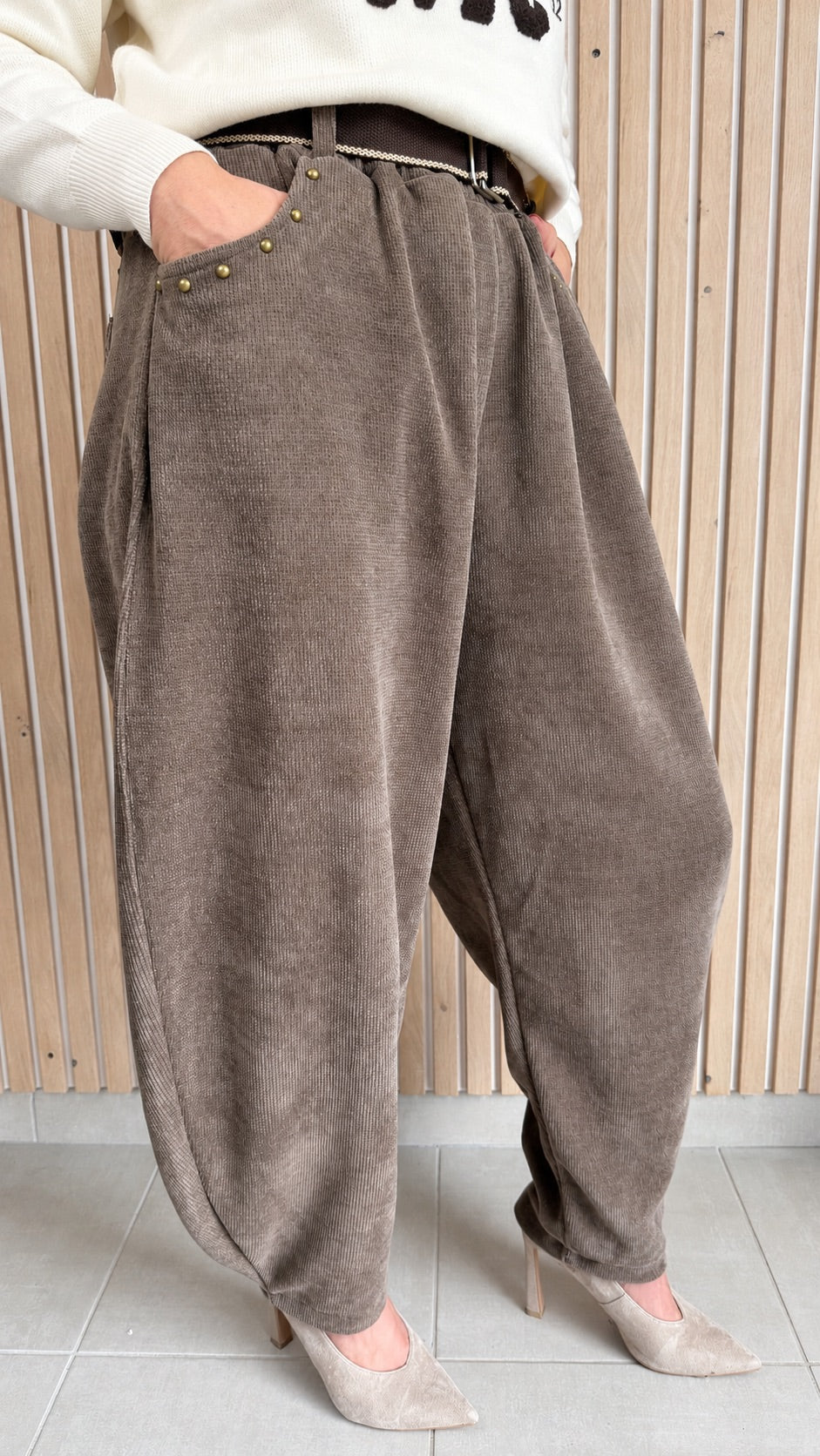 Pantalon velours côtelé taupe