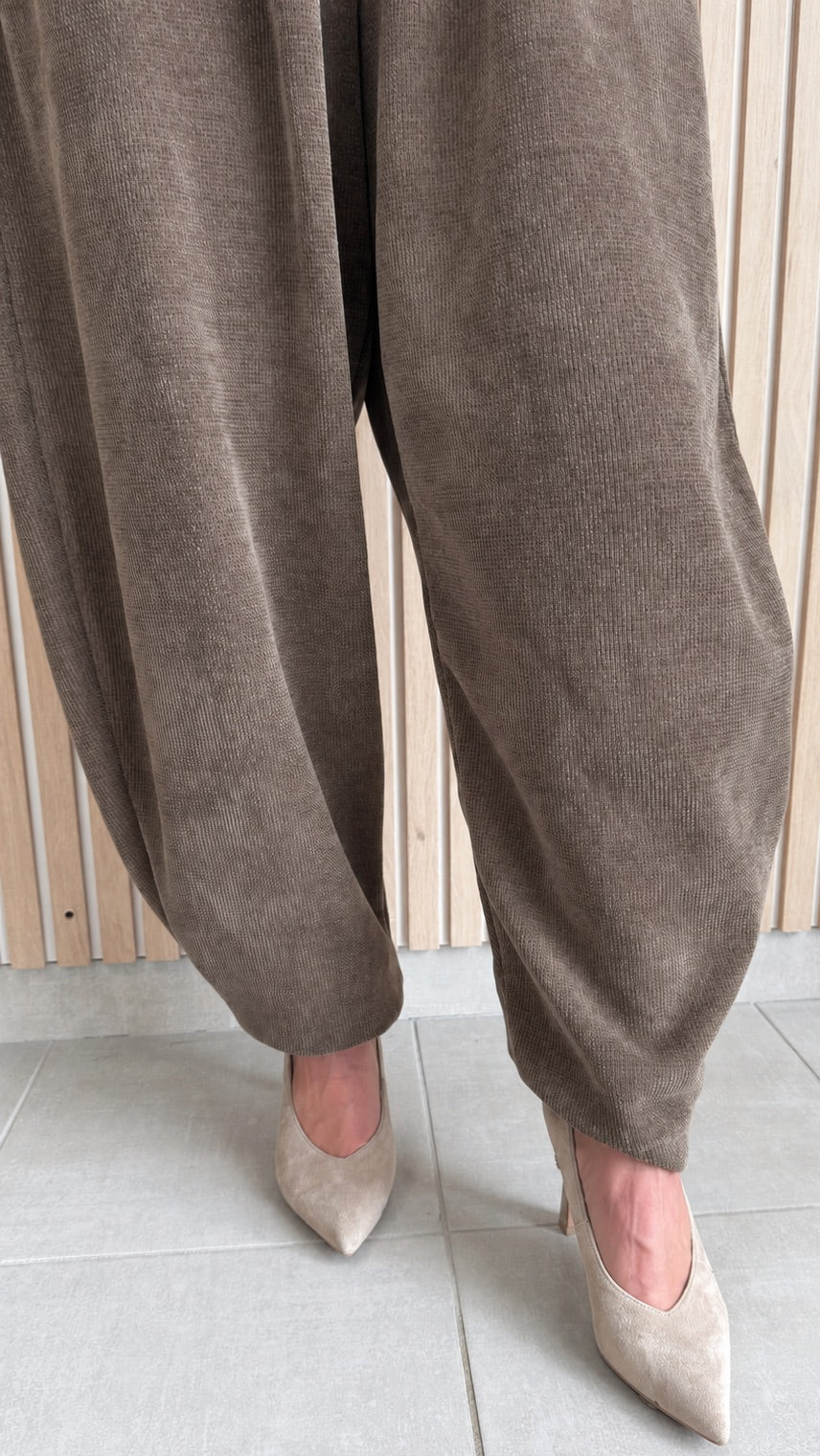 Pantalon velours côtelé taupe
