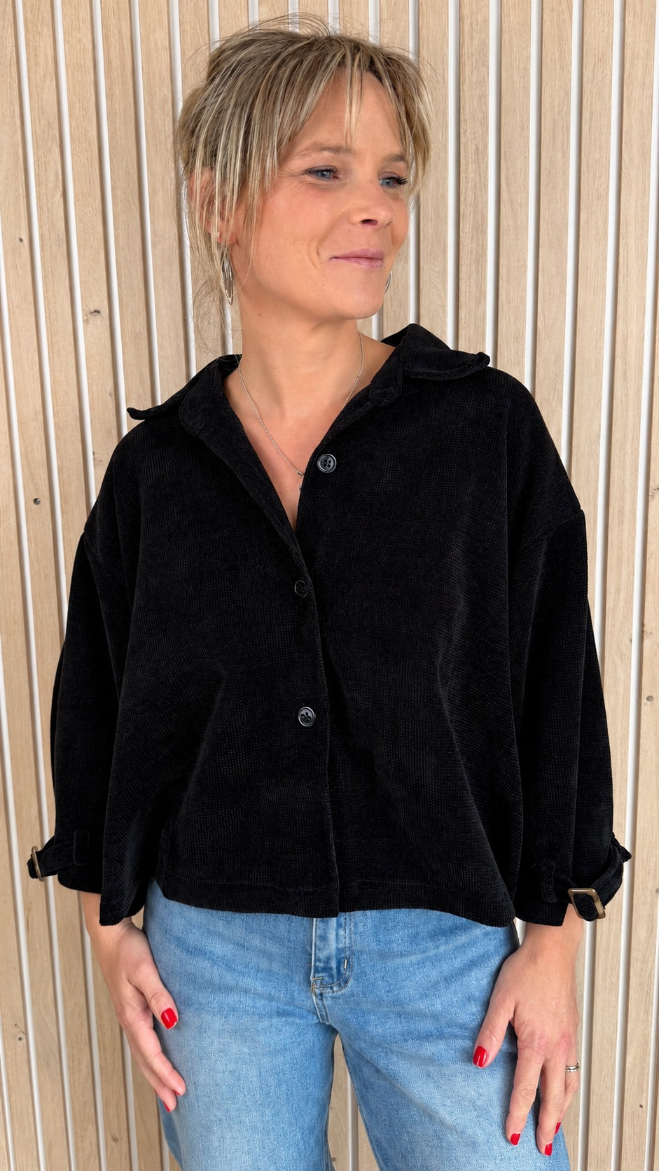 Veste oversize LANA – Noire en velours texturé
