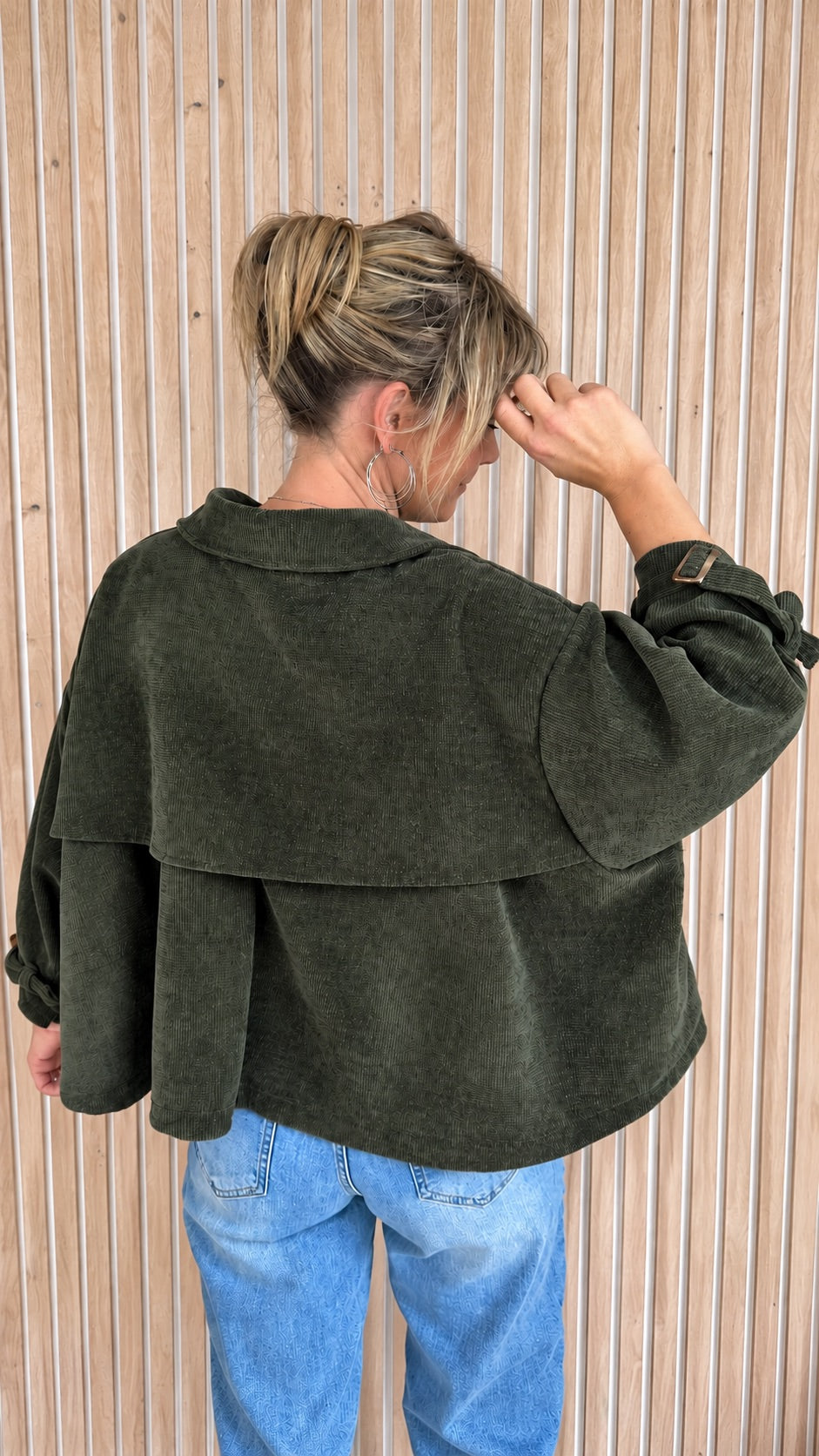 Veste oversize LANA – Kaki en velours texturé