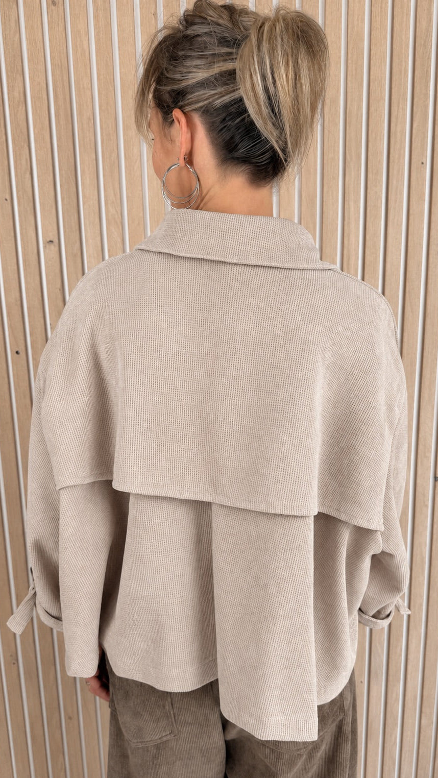 Veste oversize LANA – Beige en velours texturé