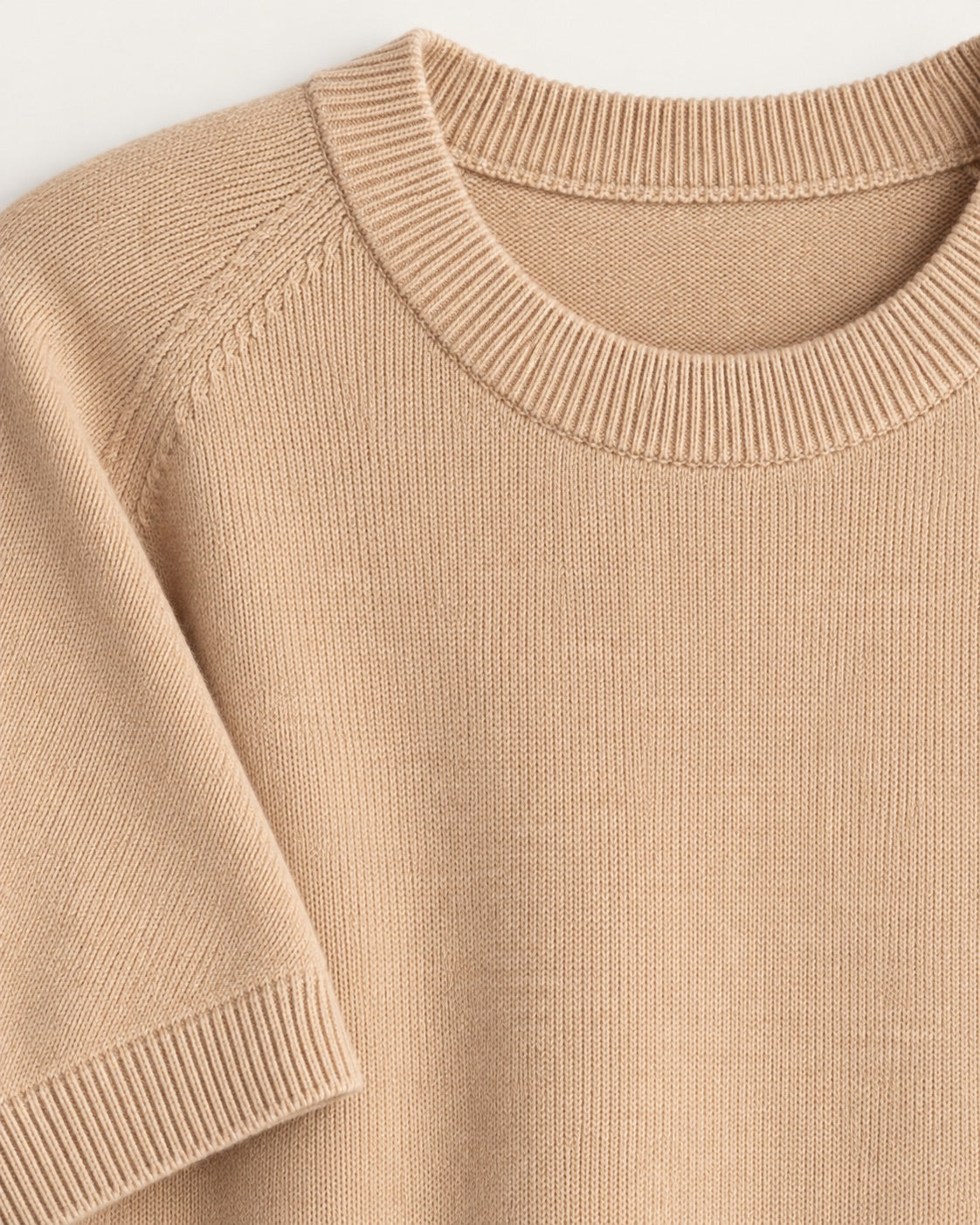 Pull beige manches trois-quarts – L’Essentiel